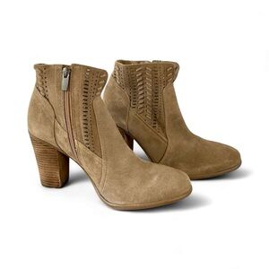 Vince Camuto Suede Fenyia bohemian western Woven Tan Ankle Boots Women’s Size 10